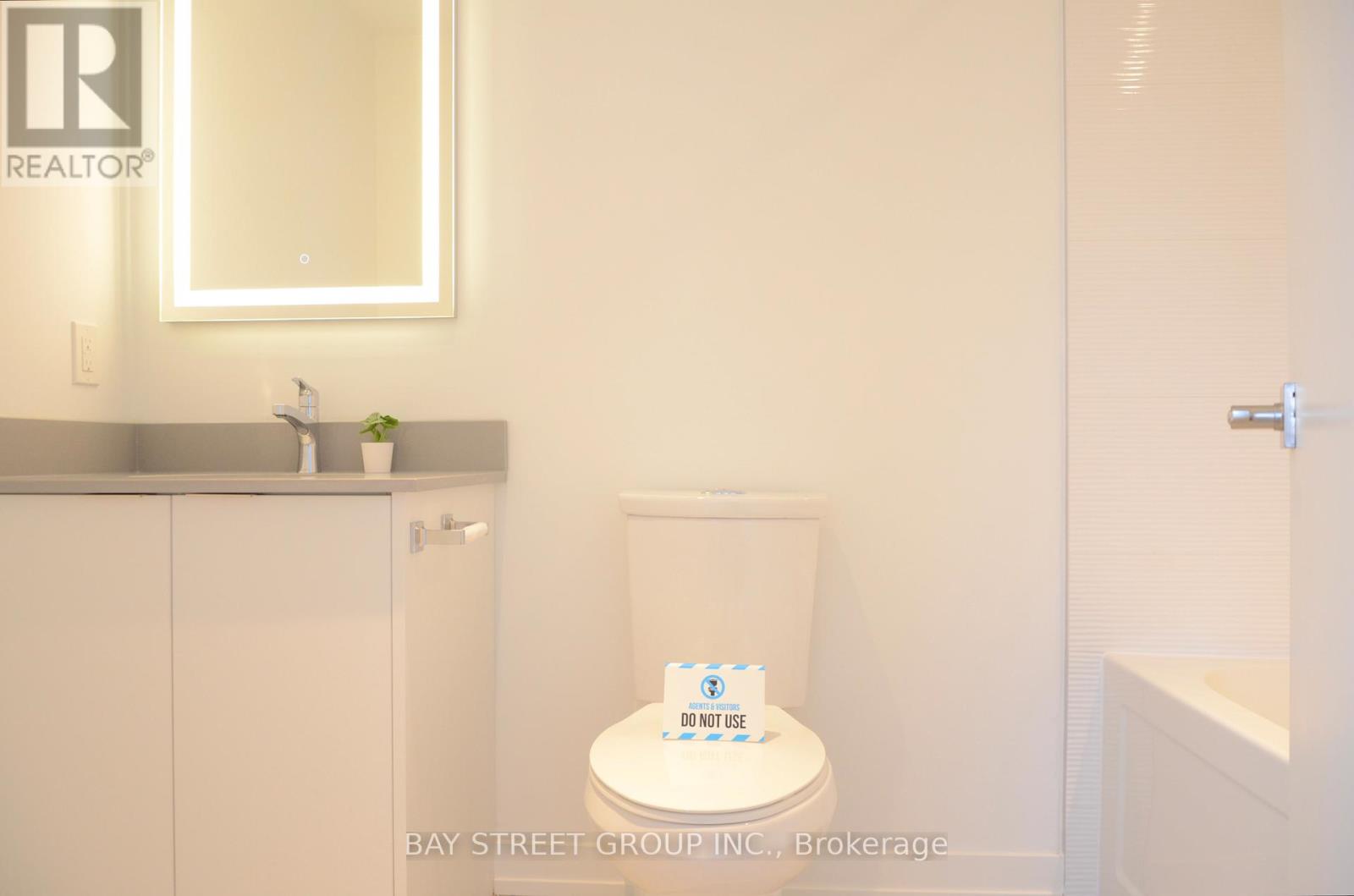 #34 - 33 Calamint Lane, Toronto, Ontario  M1W 2H1 - Photo 6 - E12596600