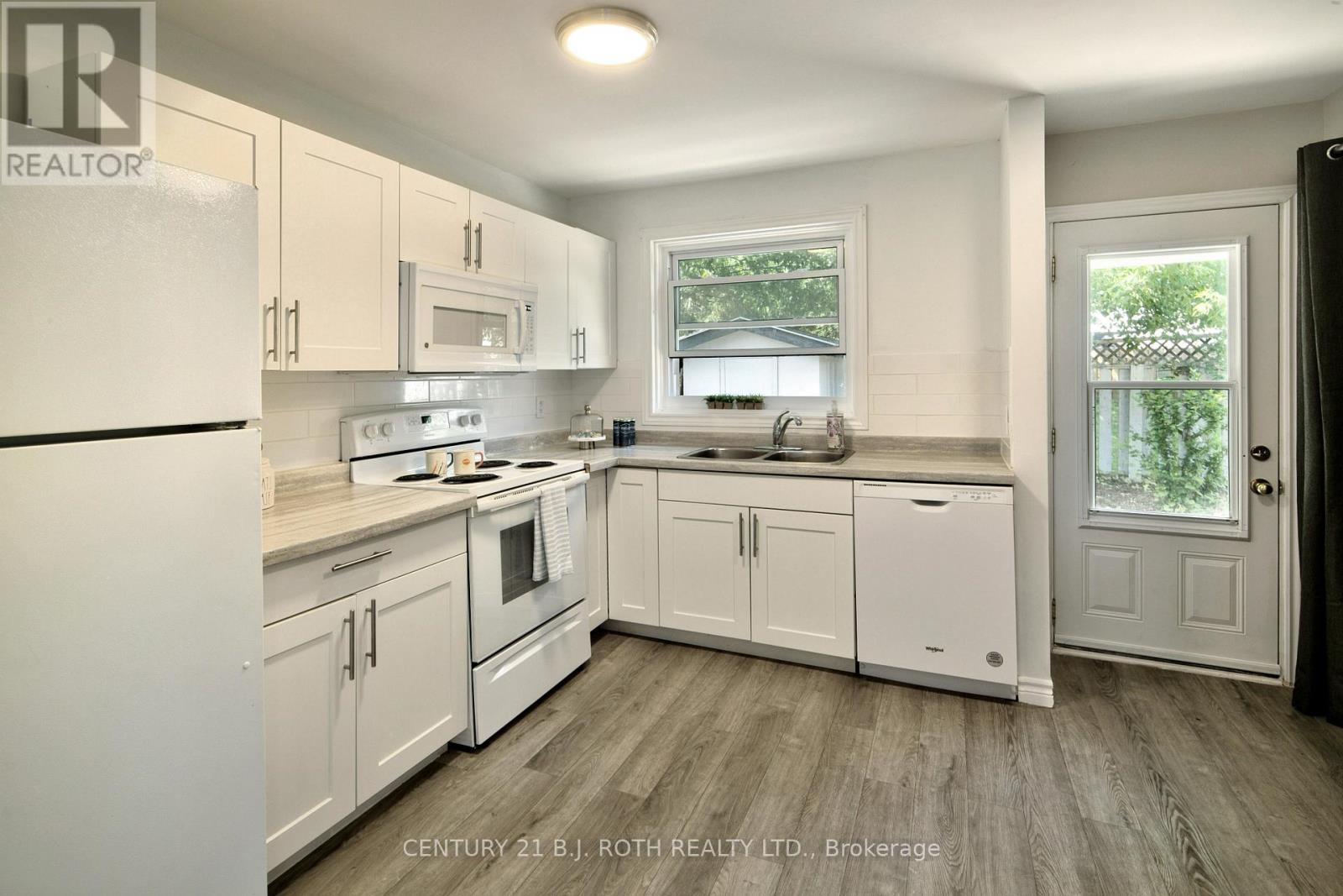 #1 - 53 Collins Street, Collingwood, Ontario  L9Y 2K1 - Photo 4 - S12596574