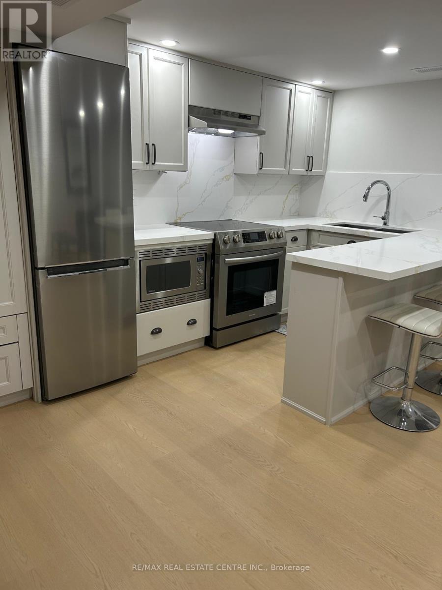 BSMT - 2429 HENSALL STREET, Mississauga, Ontario