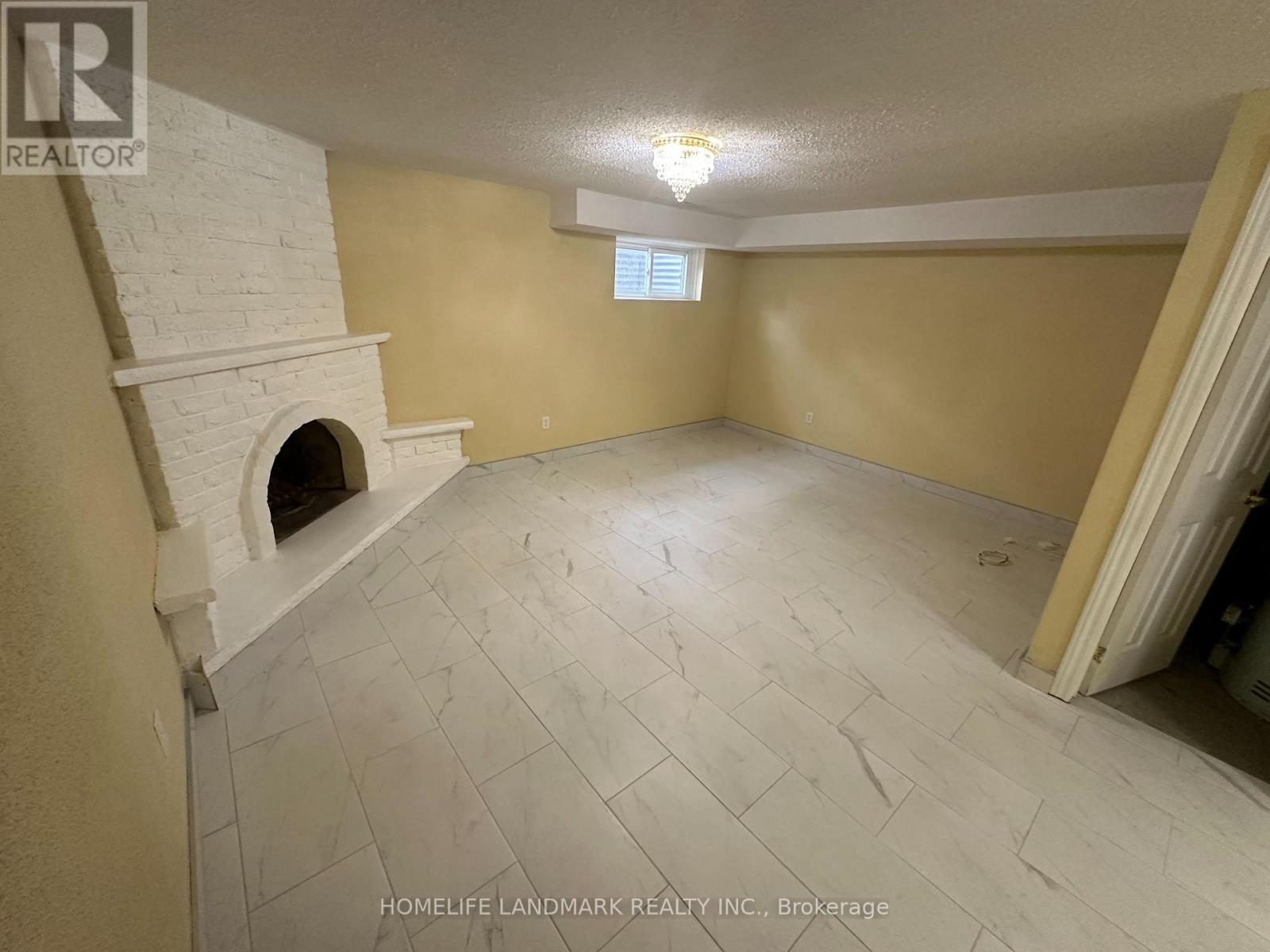 63 Chalfield Lane, Mississauga, Ontario  L4Z 1K8 - Photo 14 - W12596566