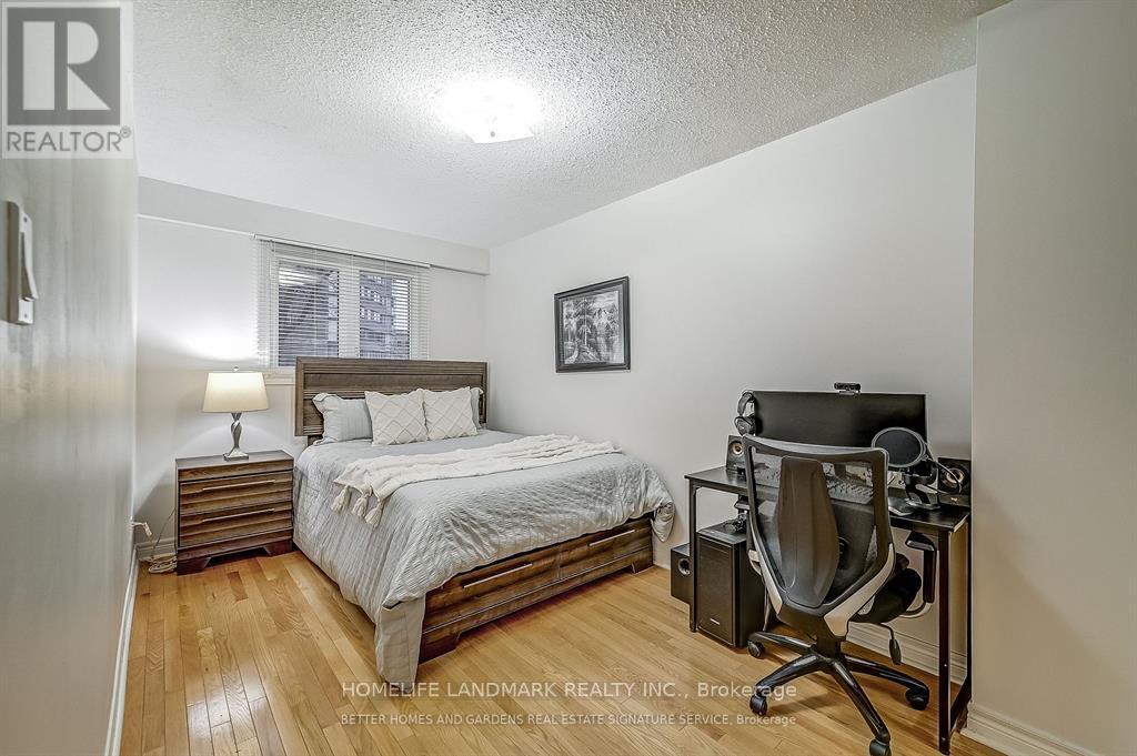 63 Chalfield Lane, Mississauga, Ontario  L4Z 1K8 - Photo 7 - W12596566