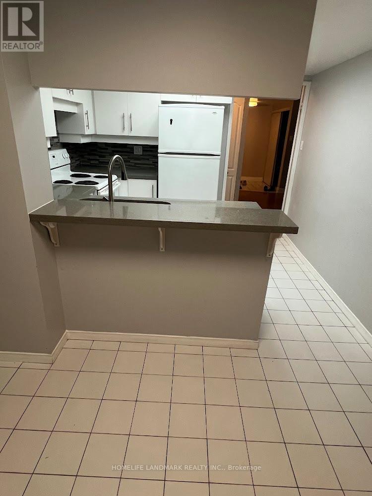 515 - 250 Webb Drive, Mississauga, Ontario  L5B 3Z4 - Photo 18 - W12596572