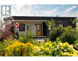 4 693 Masons Beach Road