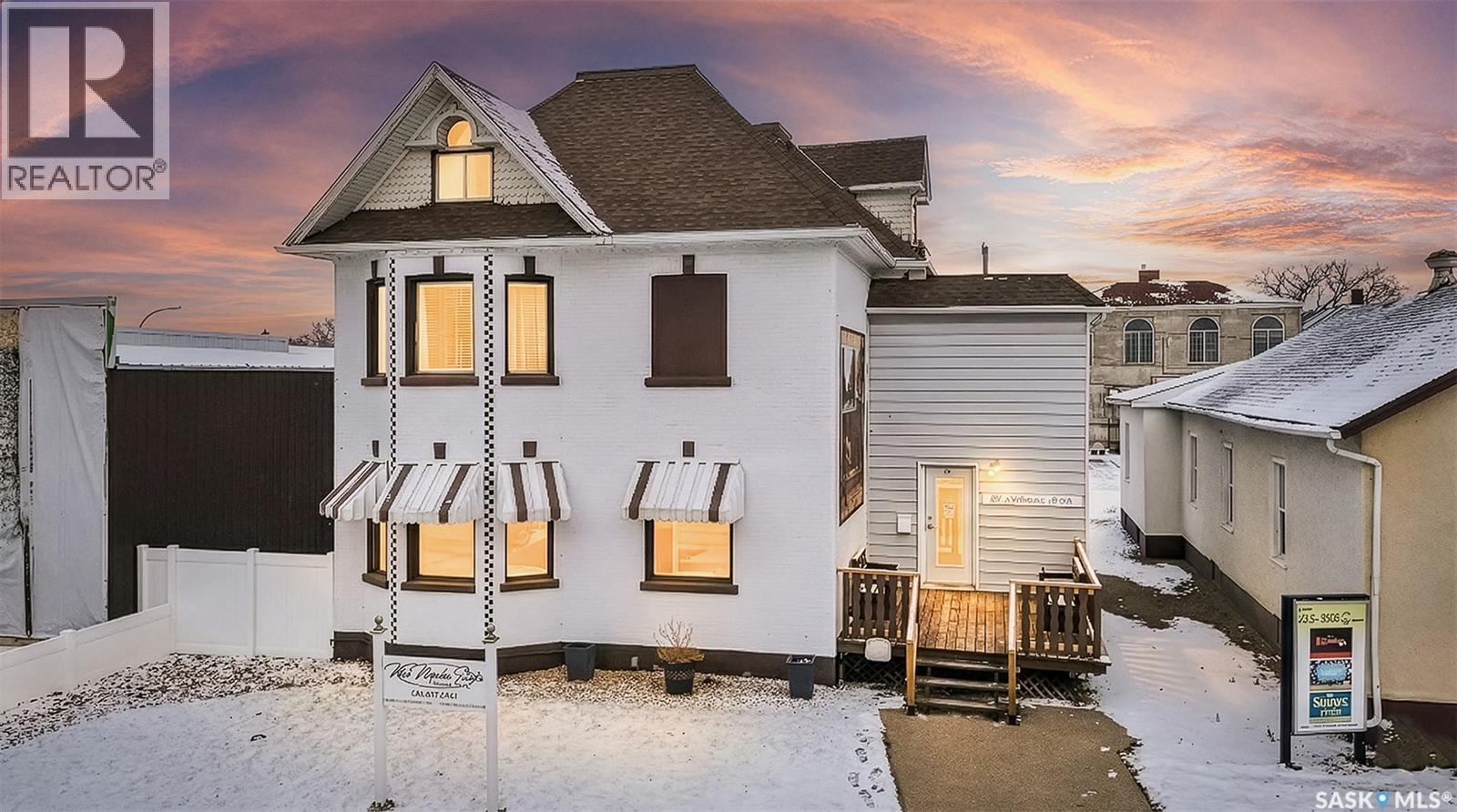 70 Stadacona STREET W, Moose Jaw, Saskatchewan