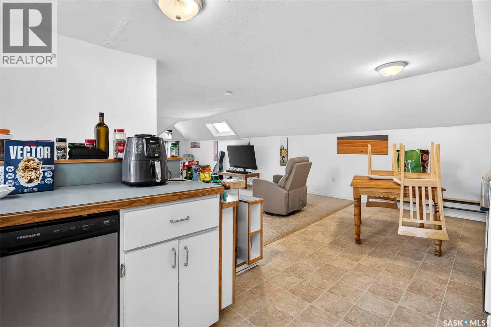 70 Stadacona Street W, Moose Jaw, Saskatchewan  S6H 1Z1 - Photo 32 - SK025133