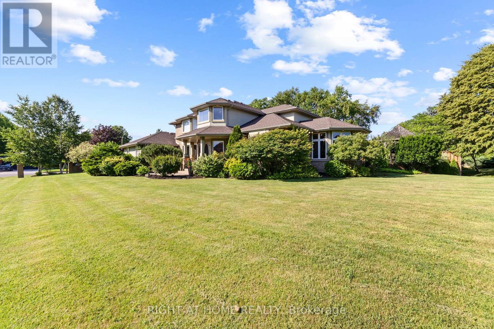 7775 St Augustine Crescent, Niagara Falls, Ontario  L2H 2X3 - Photo 41 - X12268823