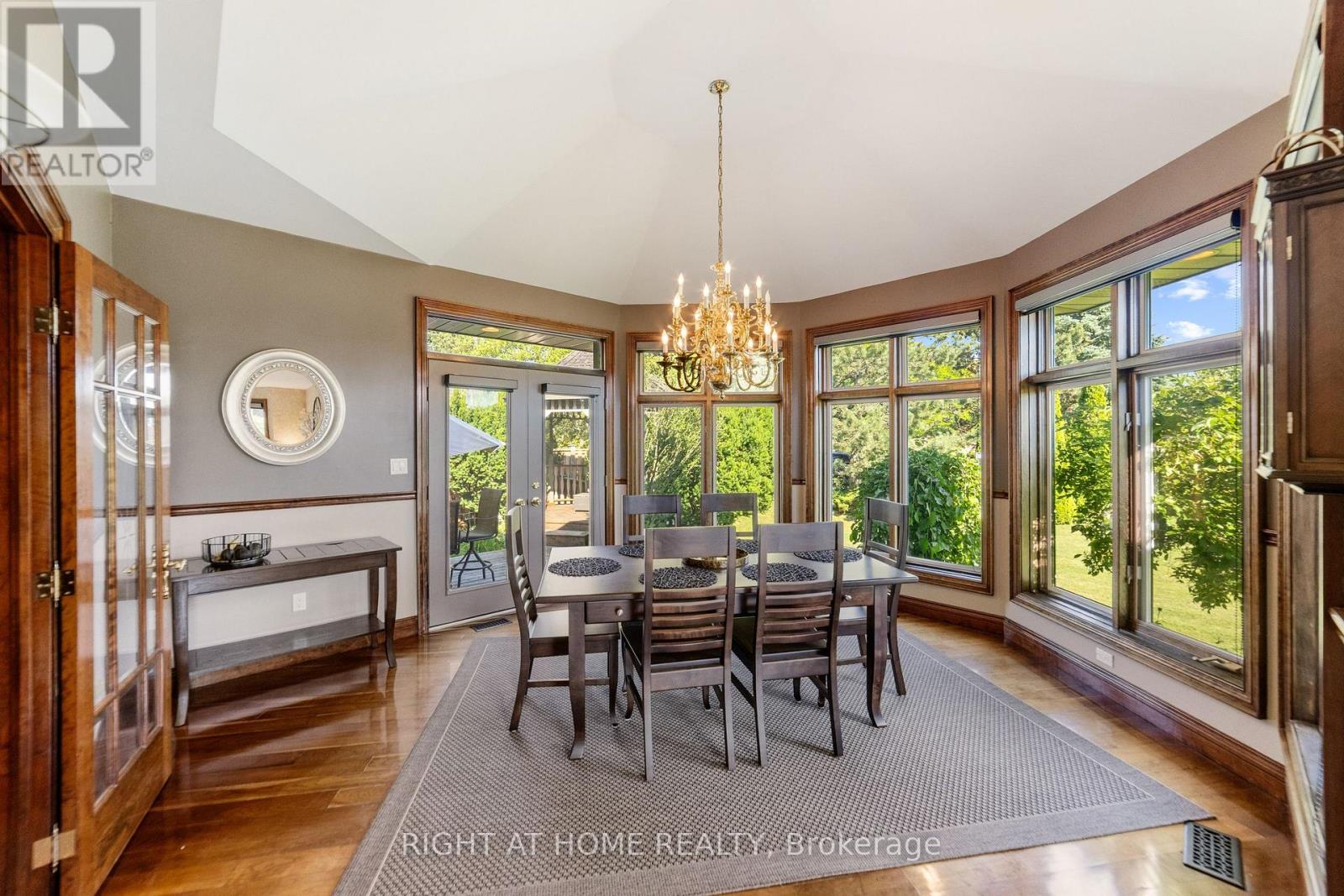 7775 St Augustine Crescent, Niagara Falls, Ontario  L2H 2X3 - Photo 9 - X12268823