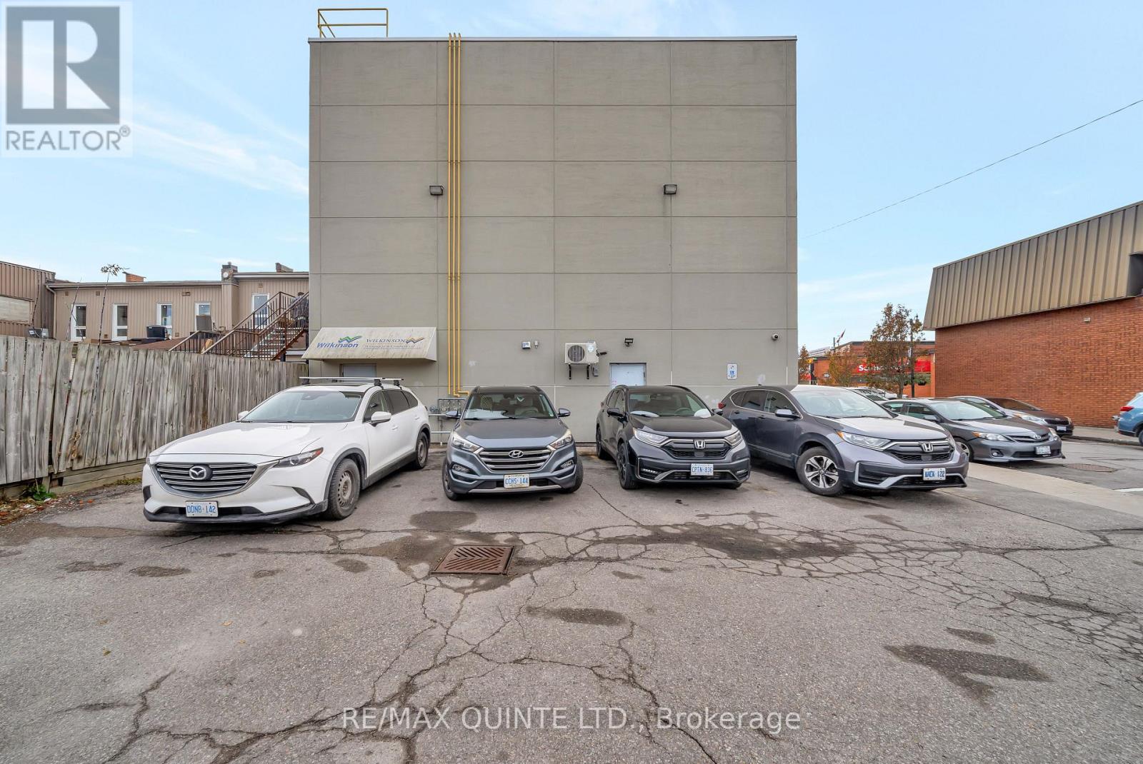 19 Murphy Street, Quinte West, Ontario  K8V 4S8 - Photo 2 - X12596614