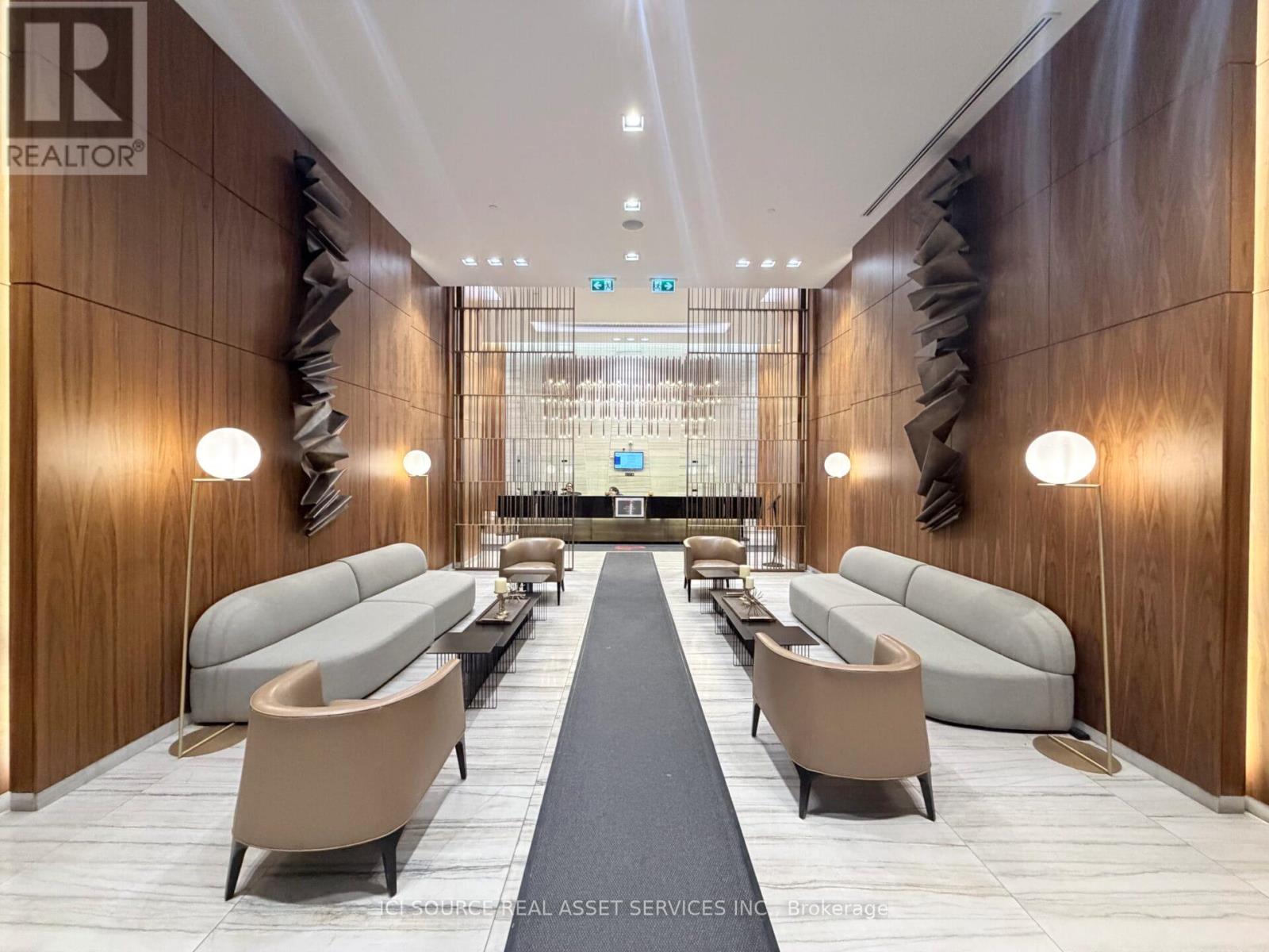 5807 - 8 EGLINTON AVENUE E, Toronto, Ontario