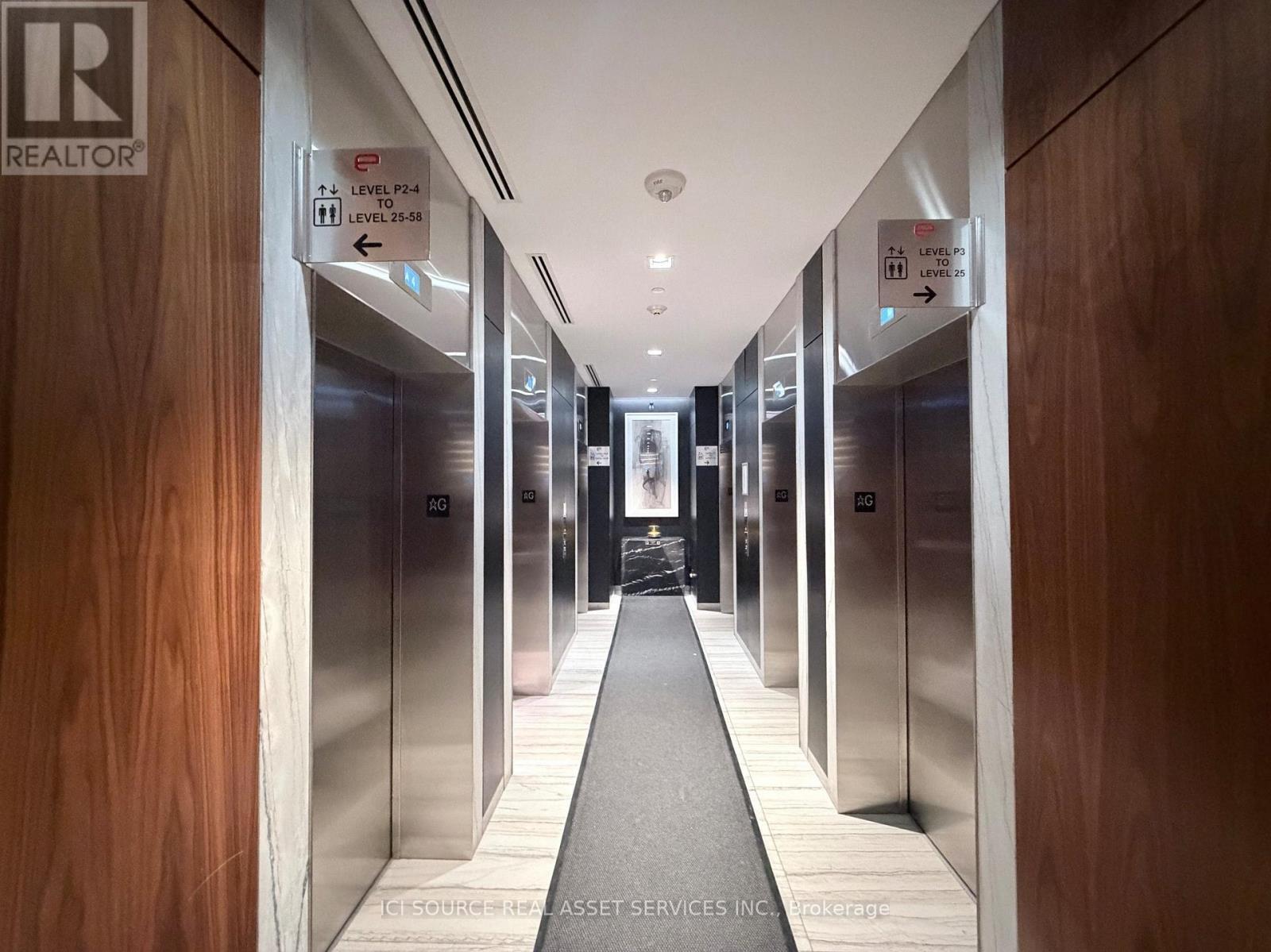 5807 - 8 Eglinton Avenue E, Toronto, Ontario  M4P 0C1 - Photo 2 - C12596608