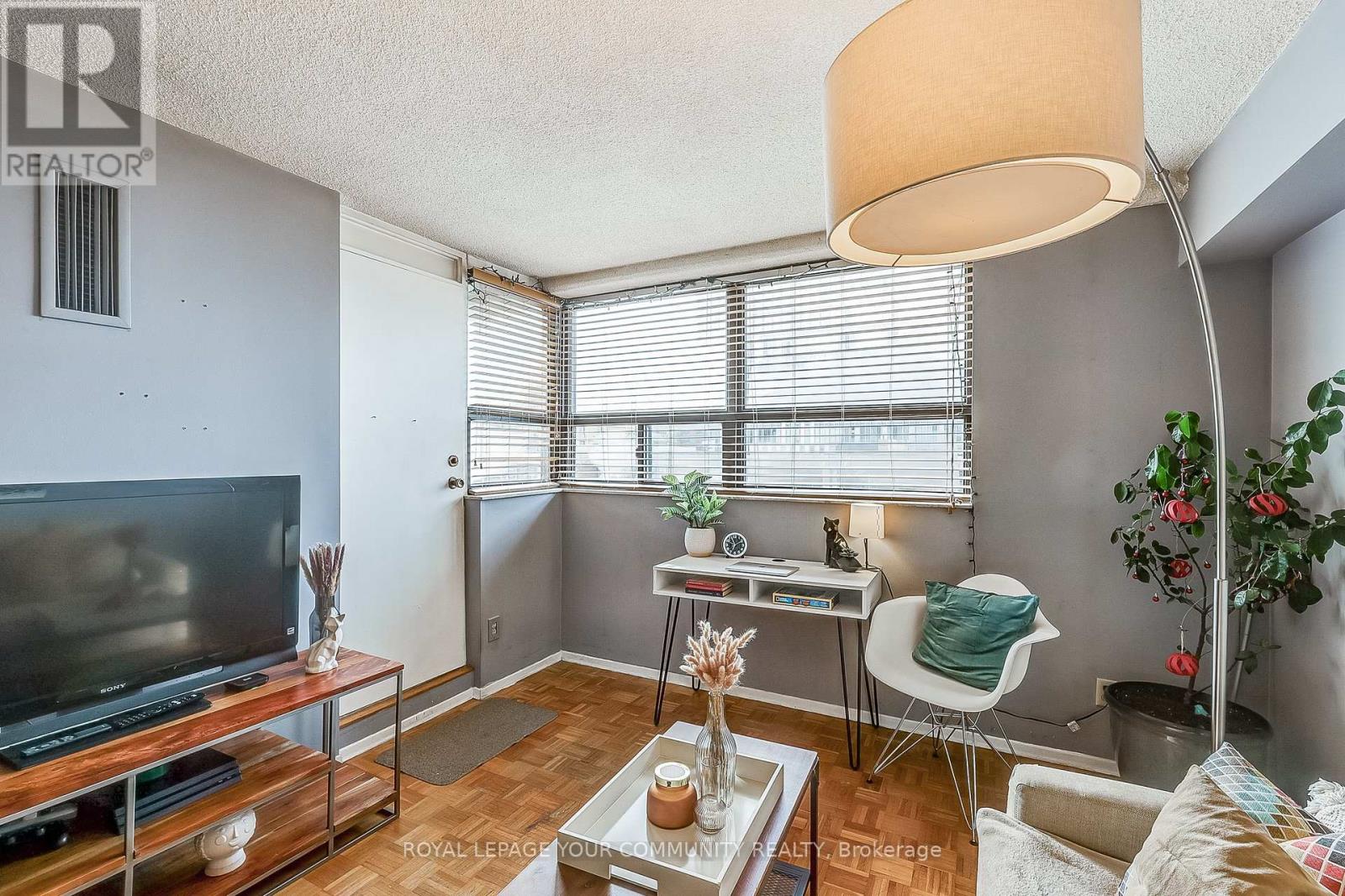 726 - 60 St. Patrick Street, Toronto, Ontario  M5T 2X5 - Photo 13 - C12596618