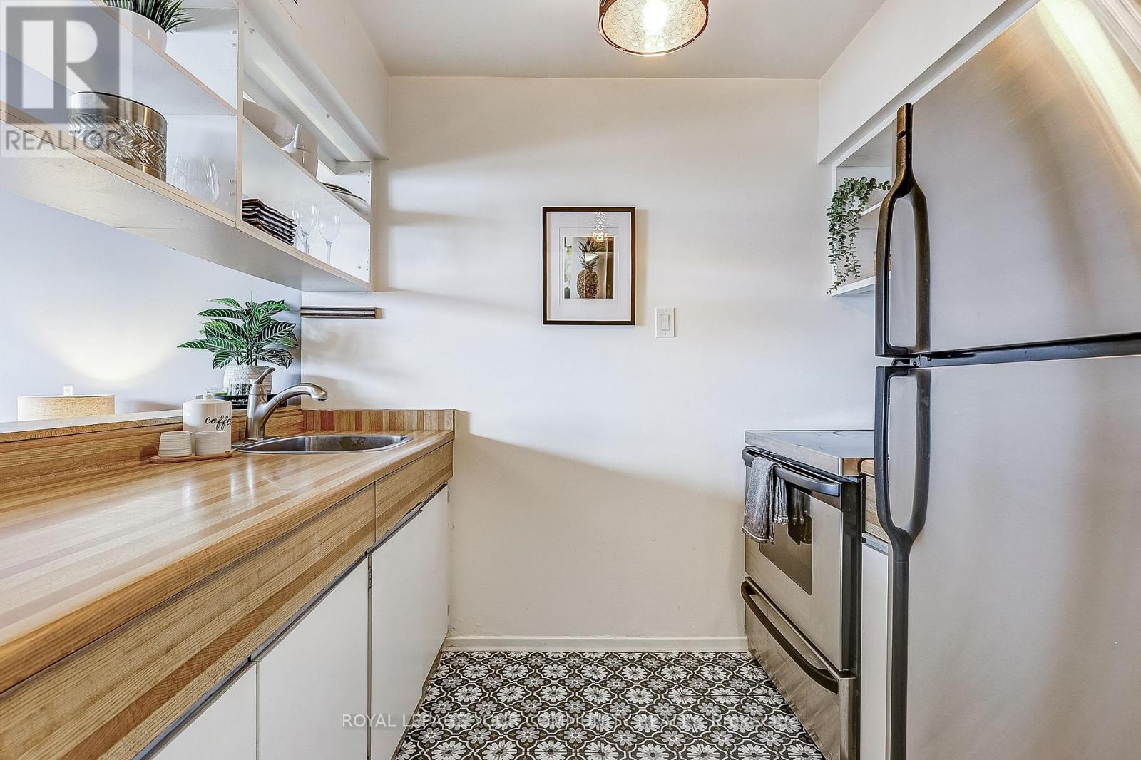 726 - 60 St. Patrick Street, Toronto, Ontario  M5T 2X5 - Photo 6 - C12596618