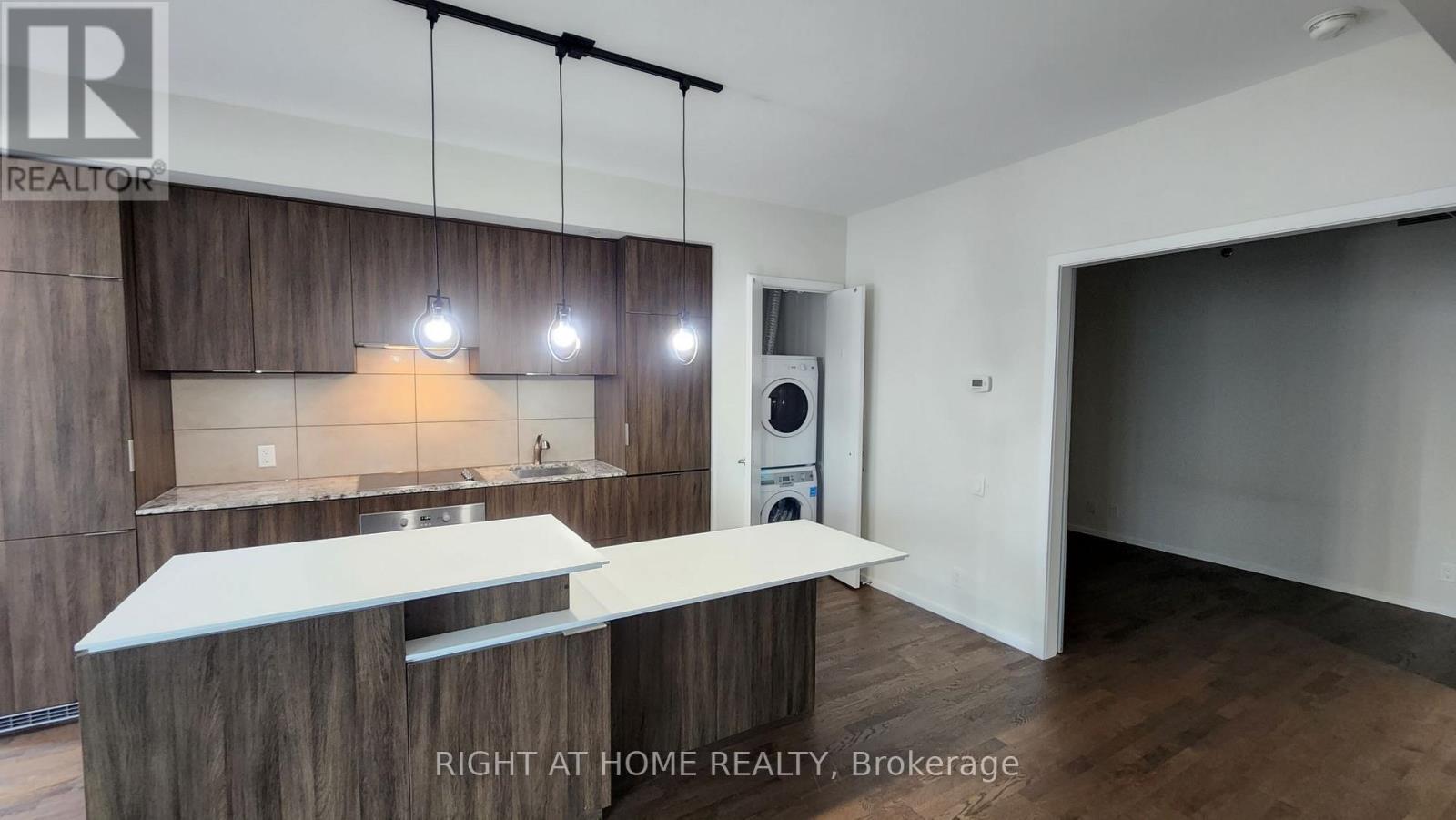 604 - 5 St Joseph Street, Toronto, Ontario  M4Y 0B6 - Photo 10 - C12596626