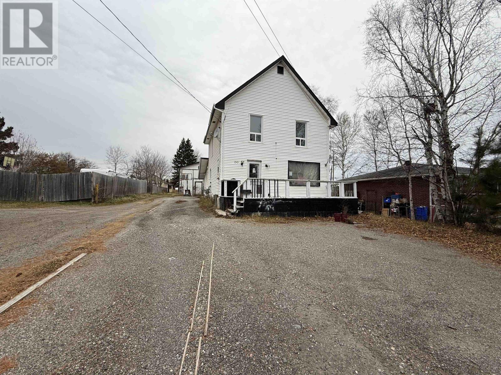 150 Pine St, Thunder Bay, Ontario  P7A 5X5 - Photo 2 - TB253575