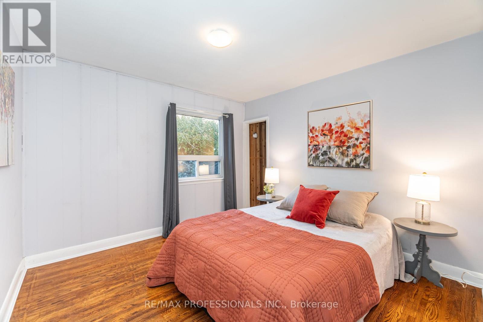 10 Avalon Road, Toronto, Ontario  M8W 2E3 - Photo 16 - W12595472