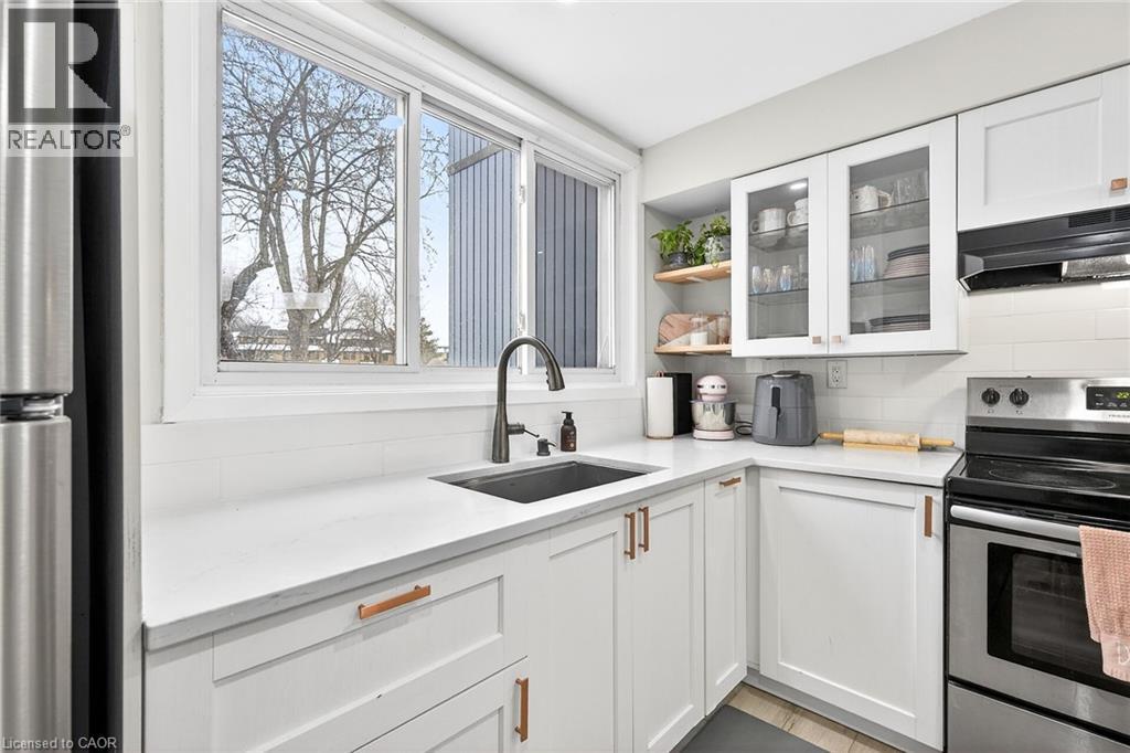 25 Britten Close Unit# B63, Hamilton, Ontario  L9C 4J8 - Photo 18 - 40791784