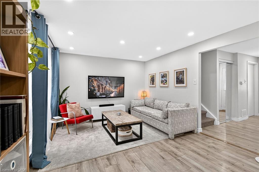 25 Britten Close Unit# B63, Hamilton, Ontario  L9C 4J8 - Photo 8 - 40791784