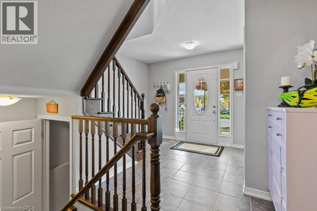 286 Apple Hill Crescent, Kitchener, Ontario  N2R 0E5 - Photo 5 - 40778960