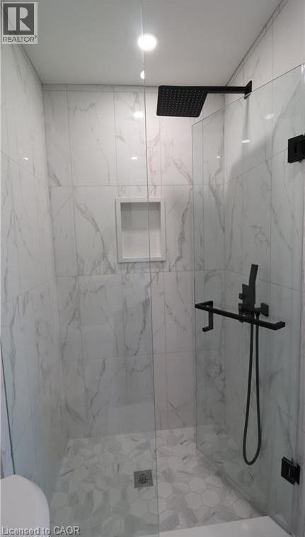 875 Millwood Road Unit# 3b, Toronto, Ontario  M4G 1W8 - Photo 12 - 40791774