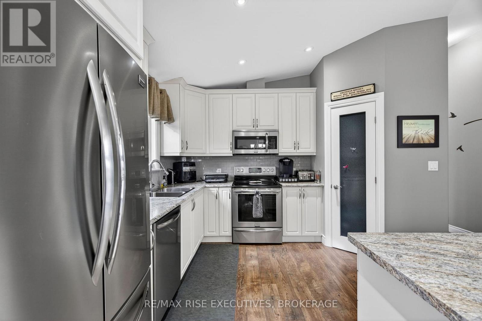 4646 Stair Step Lane, Frontenac, Ontario  K0H 1H0 - Photo 13 - X12596654