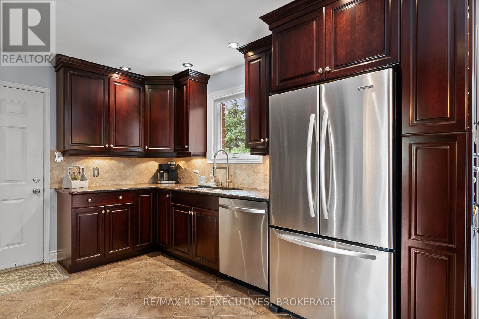 1039 Ryan Court, Kingston, Ontario  K7P 2T7 - Photo 18 - X12596656