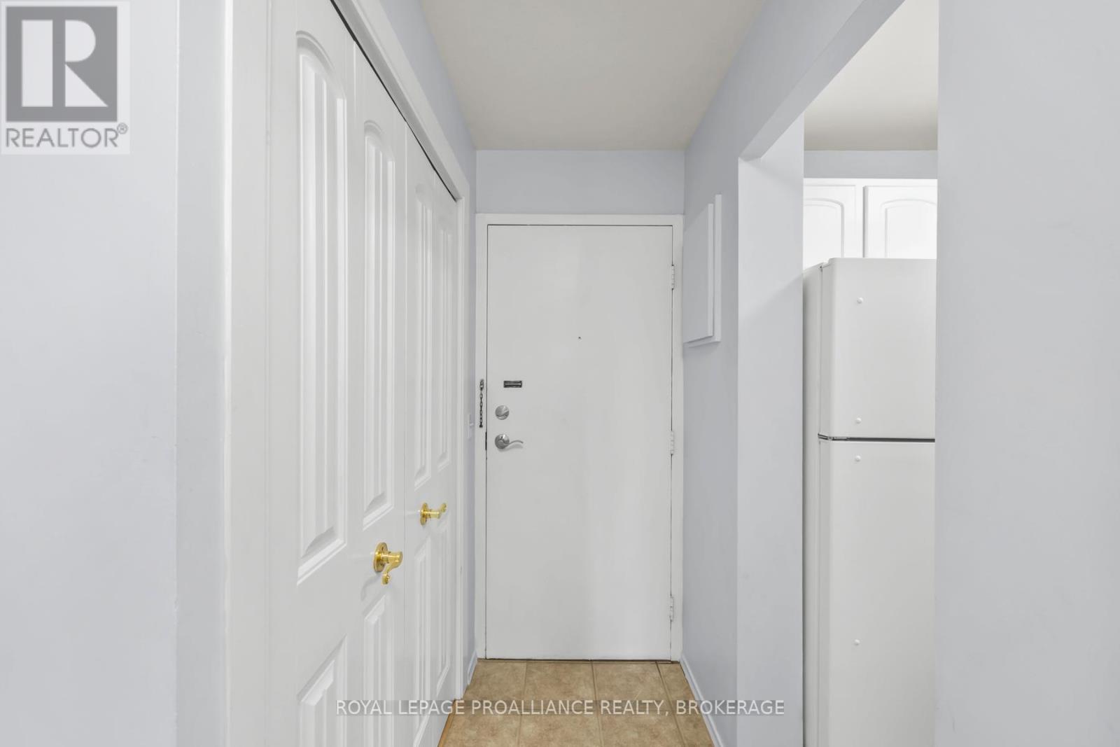 507 - 334 Queen Mary Road, Kingston, Ontario  K7M 7E7 - Photo 5 - X12596660