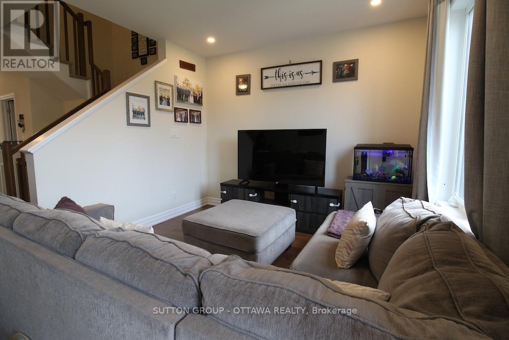 303 Rue De L Etang Street, Clarence-Rockland, Ontario  K4K 0K1 - Photo 10 - X12596670