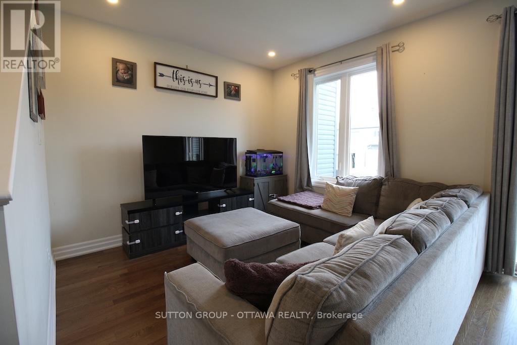 303 Rue De L Etang Street, Clarence-Rockland, Ontario  K4K 0K1 - Photo 11 - X12596670