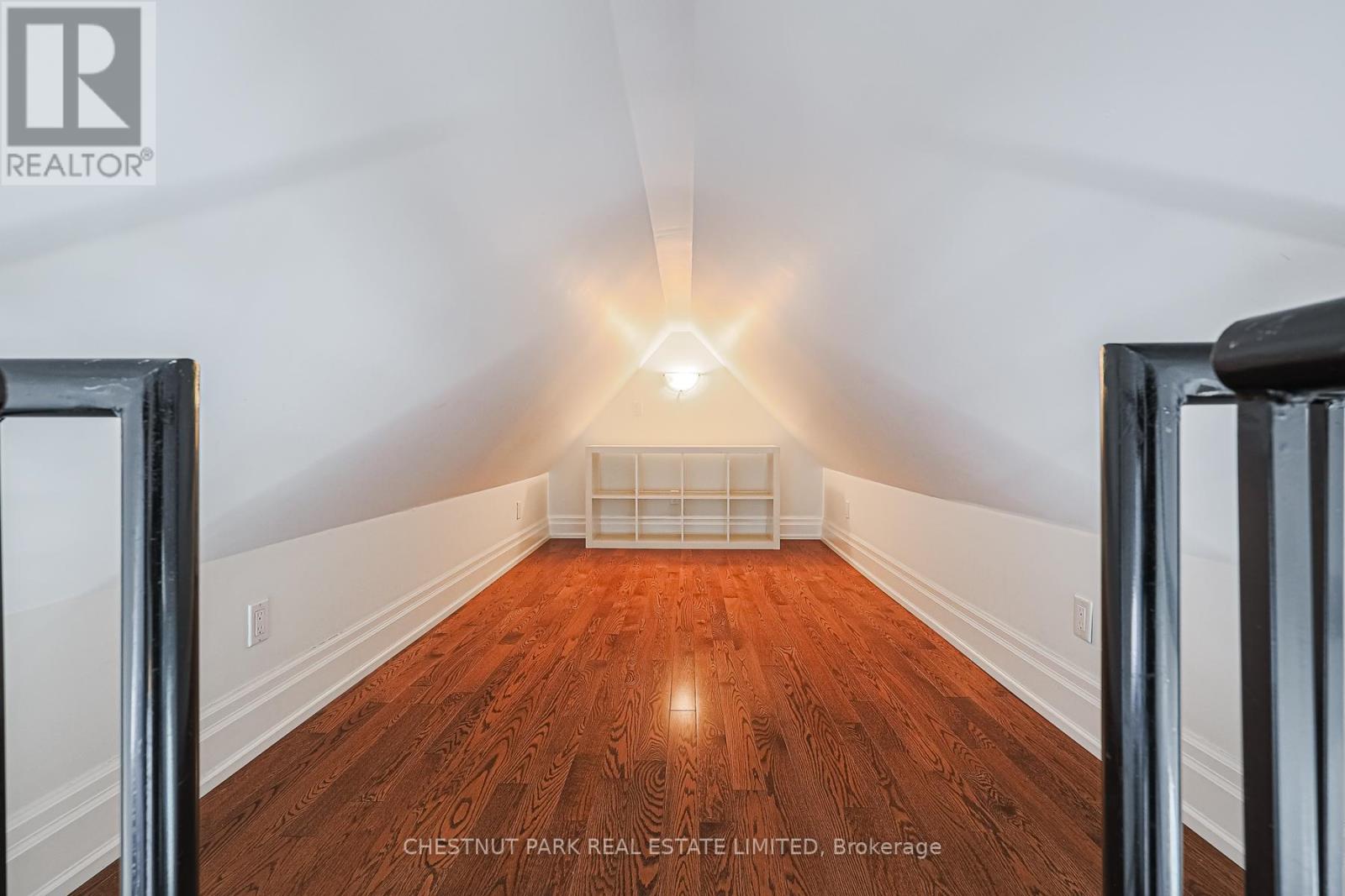 4 - 74 South Drive, Toronto, Ontario  M4W 1R5 - Photo 24 - C12519500