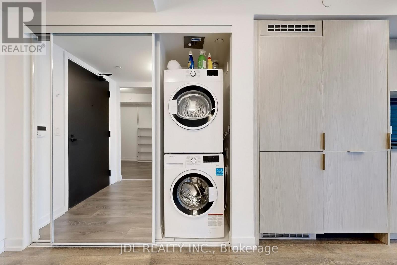 1603 - 60 Shuter Street, Toronto, Ontario  M5B 0B7 - Photo 11 - C12580798