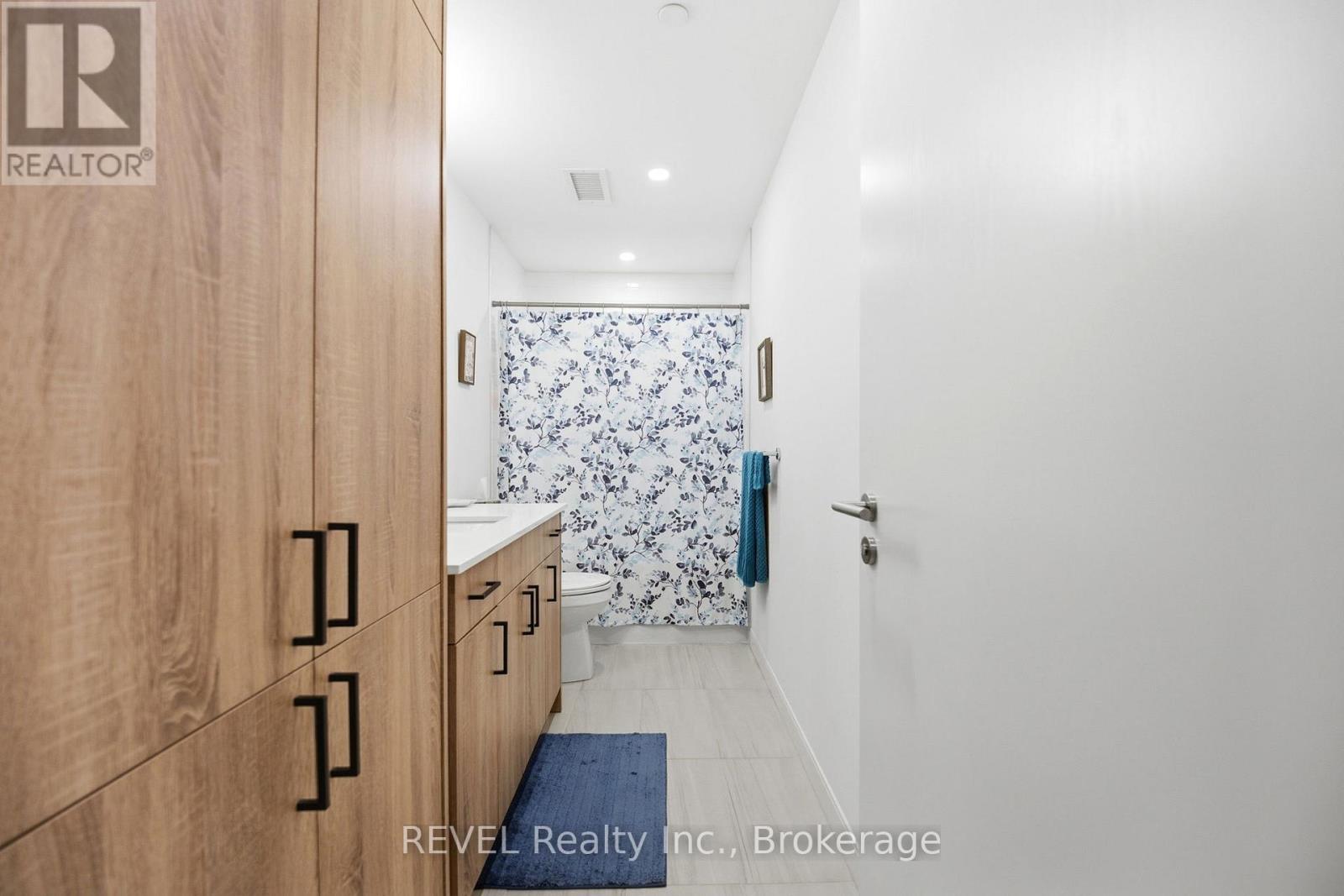 203 - 118 West Street, Port Colborne, Ontario  L3K 0B9 - Photo 16 - X12596662