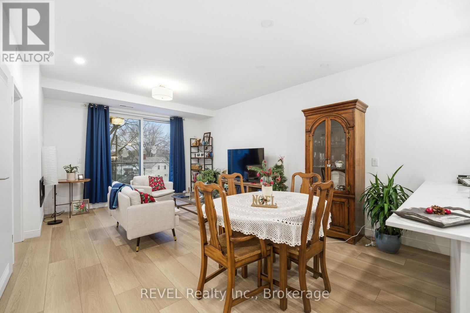 203 - 118 West Street, Port Colborne, Ontario  L3K 0B9 - Photo 9 - X12596662