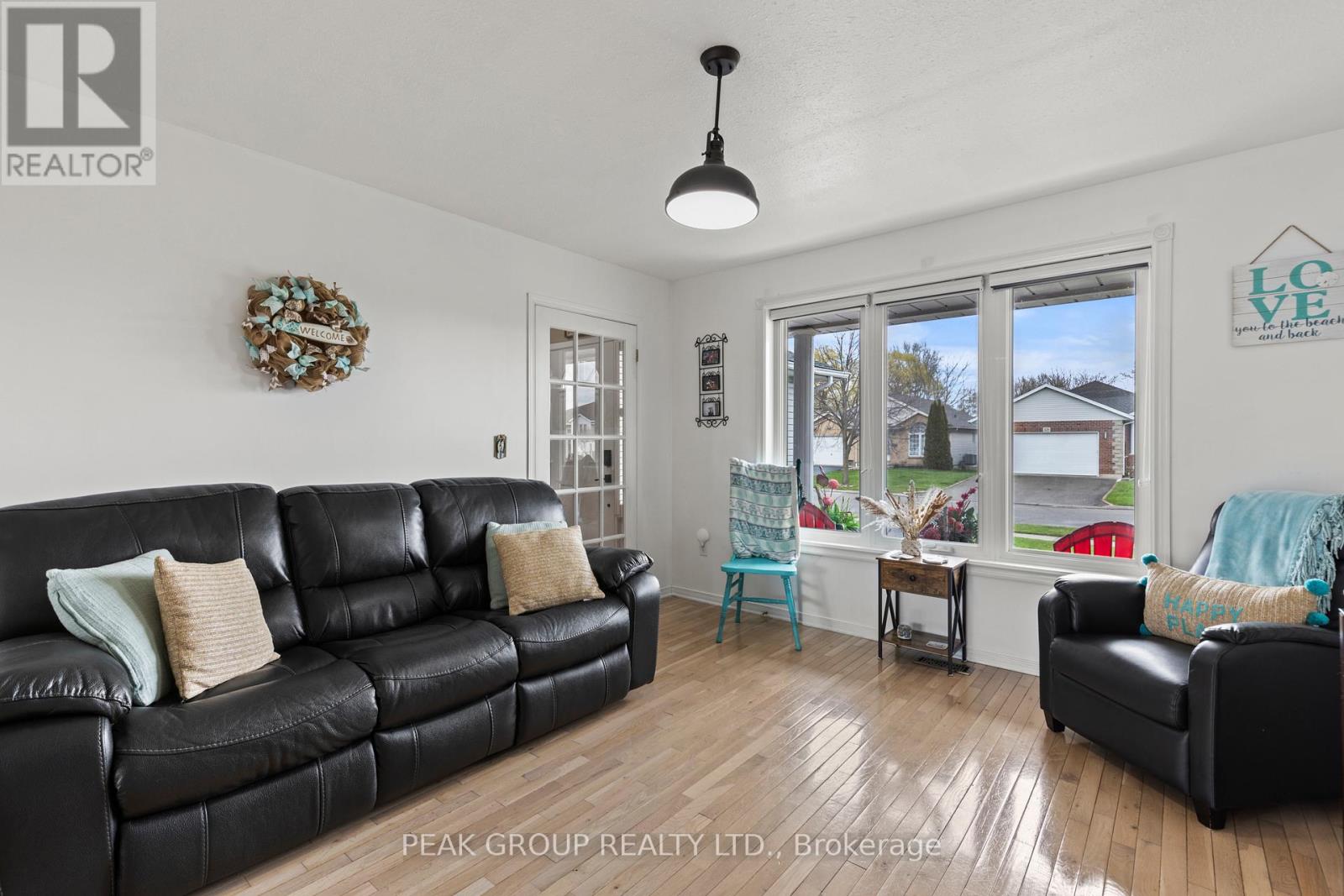 427 Trillium Avenue, Welland, Ontario  L3C 7H1 - Photo 10 - X12596736