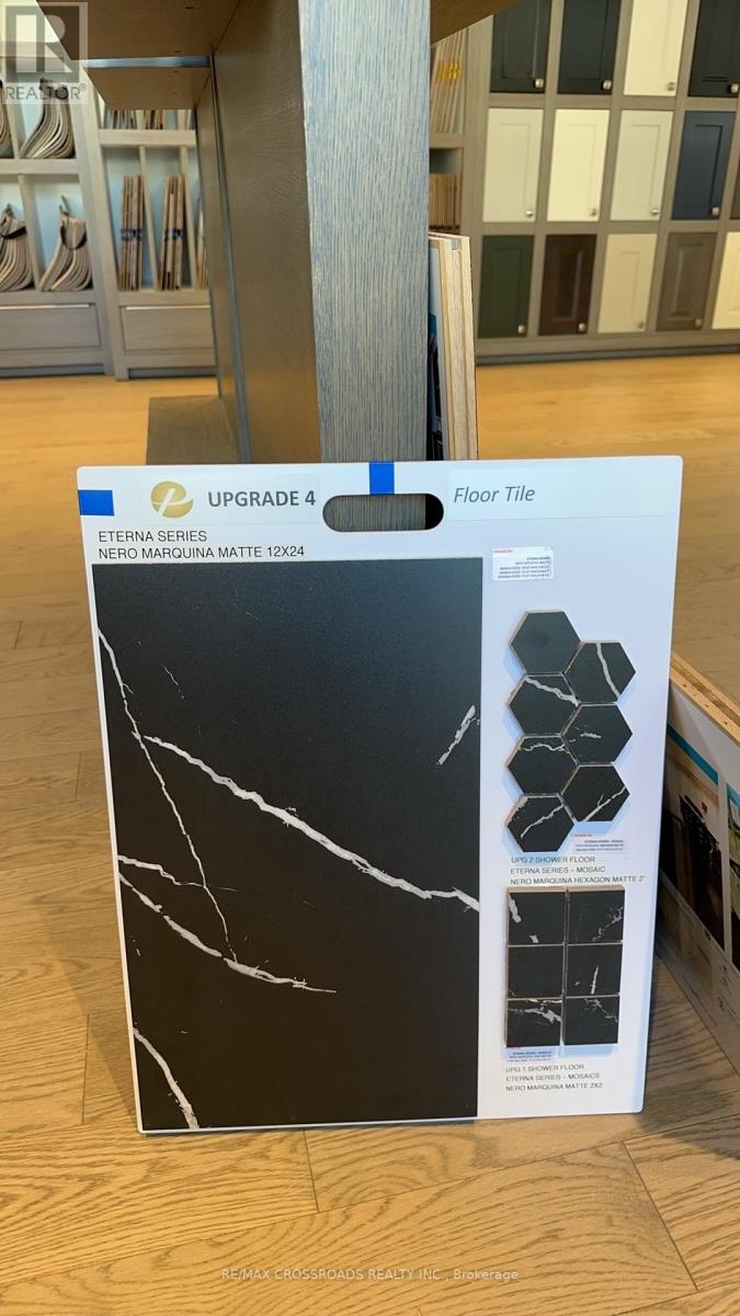 5 Kane Crescent, Aurora, Ontario  L4G 0C5 - Photo 14 - N12587390