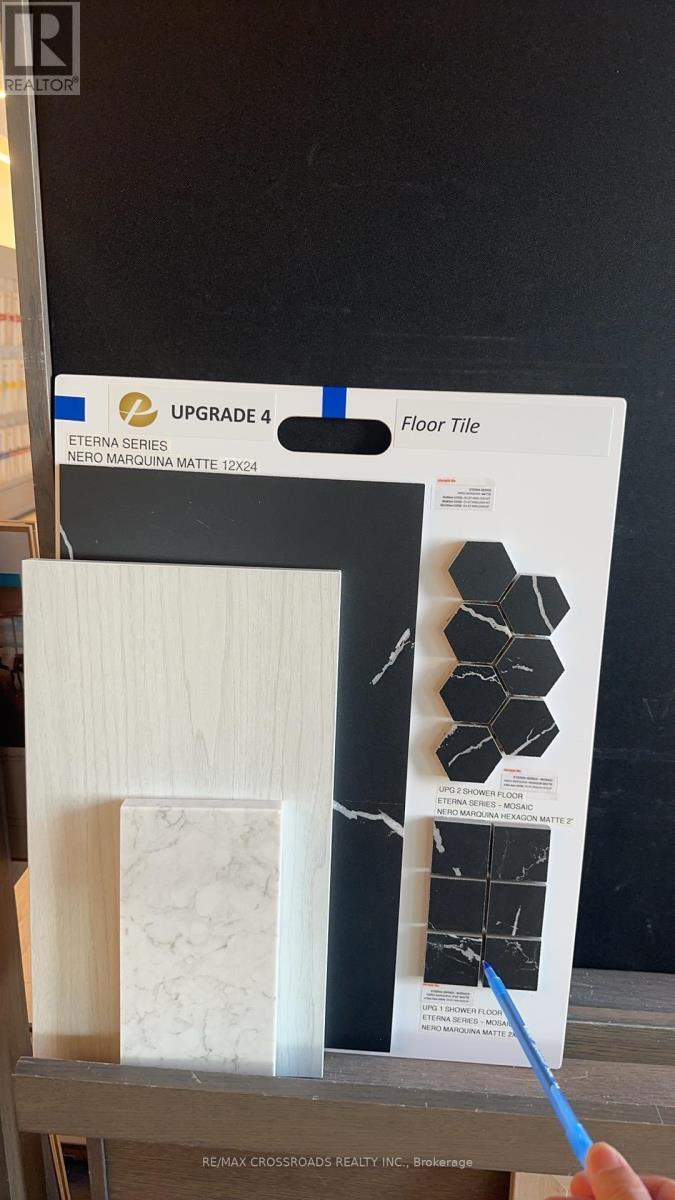 5 Kane Crescent, Aurora, Ontario  L4G 0C5 - Photo 13 - N12587390