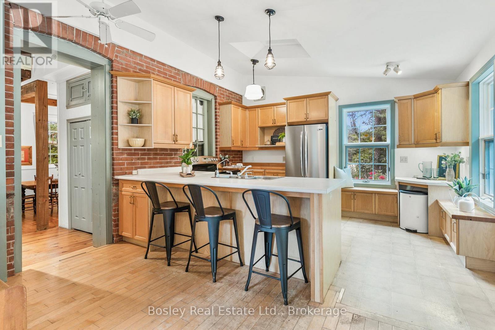 355276 The Blue Mountains Euphrasia Townline, Blue Mountains, Ontario  N0H 1J0 - Photo 12 - X12596696