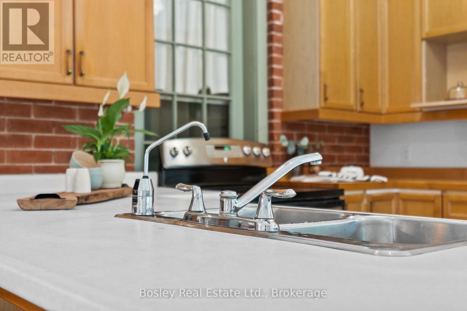 355276 The Blue Mountains Euphrasia Townline, Blue Mountains, Ontario  N0H 1J0 - Photo 13 - X12596696