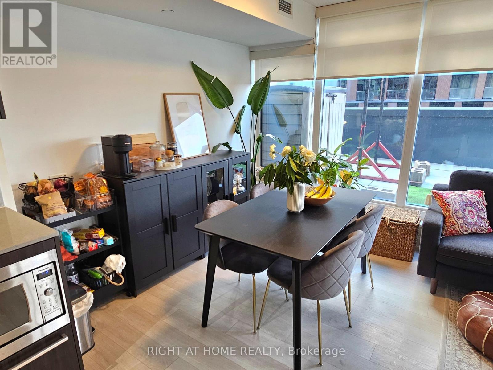 303 - 80 Queens Wharf Road, Toronto, Ontario  M5V 0J3 - Photo 13 - C12596666