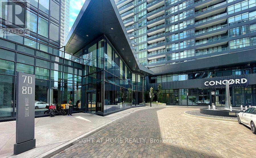 303 - 80 Queens Wharf Road, Toronto, Ontario  M5V 0J3 - Photo 3 - C12596666
