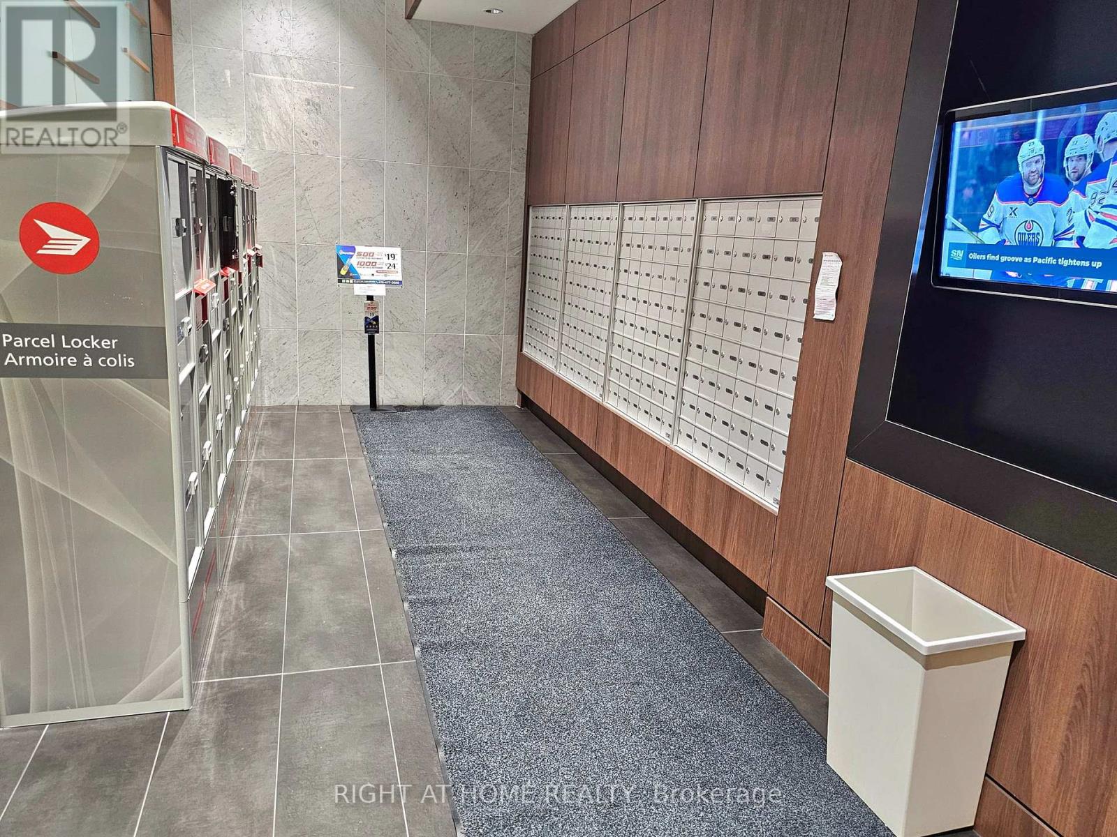 303 - 80 Queens Wharf Road, Toronto, Ontario  M5V 0J3 - Photo 31 - C12596666