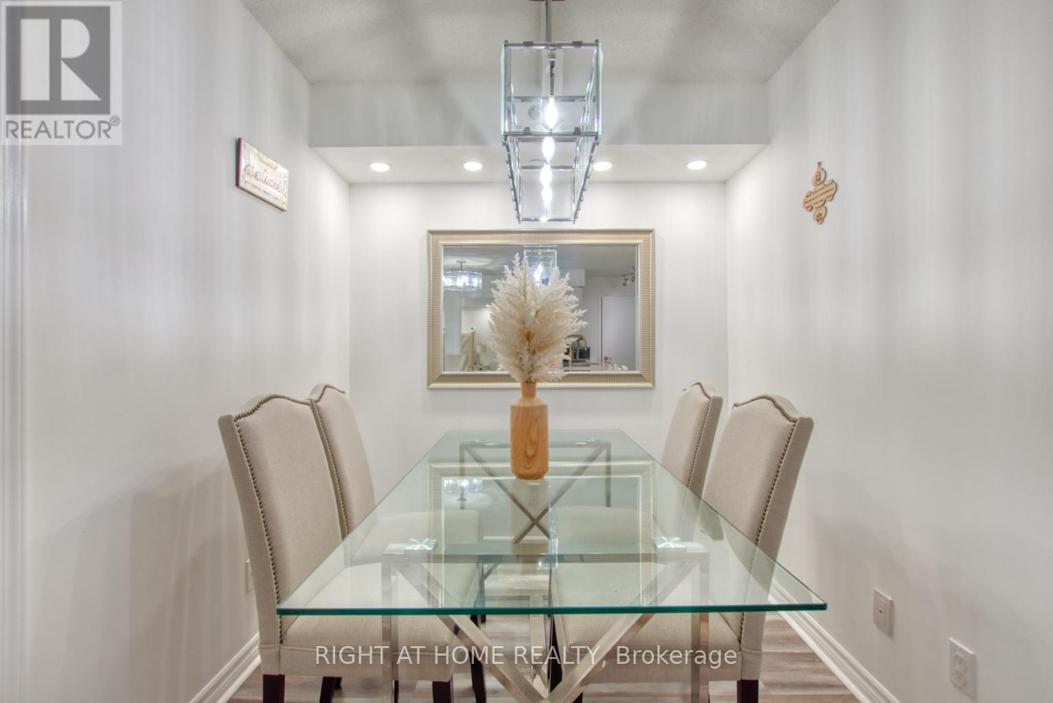 827 - 35 Saranac Boulevard, Toronto, Ontario  M6A 2G4 - Photo 7 - C12596668