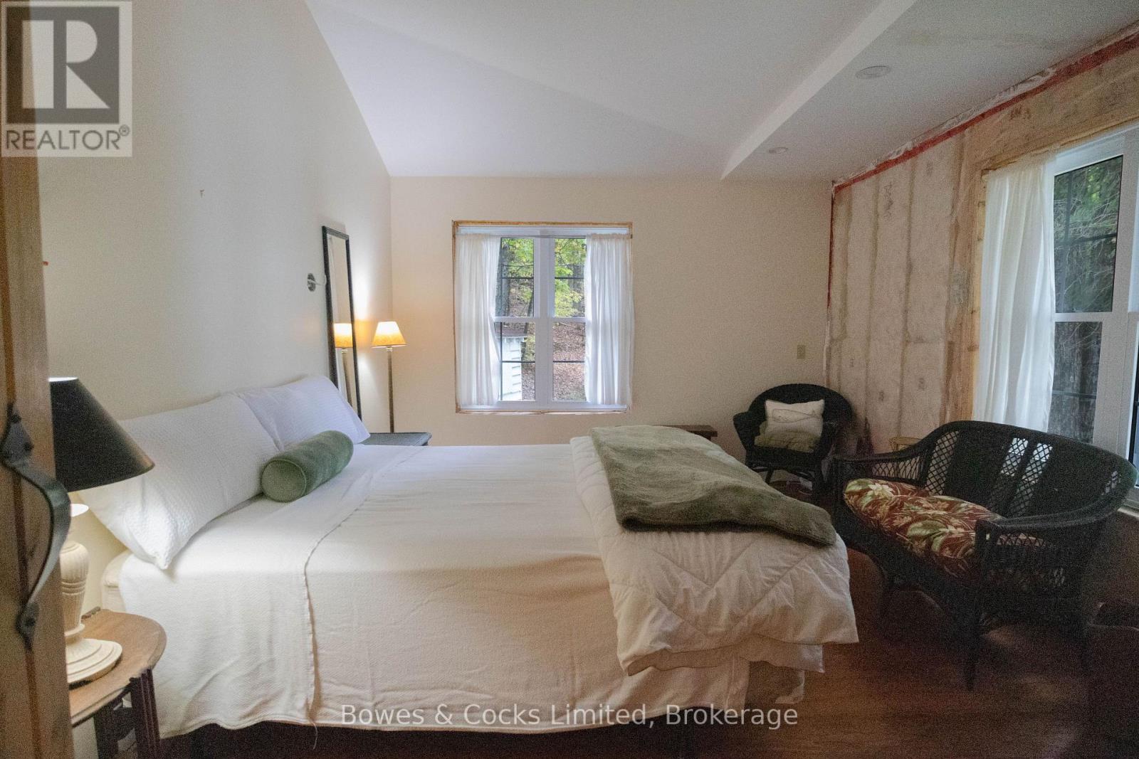 408 Couchs Road, North Kawartha, Ontario  K0L 1A0 - Photo 16 - X12442787