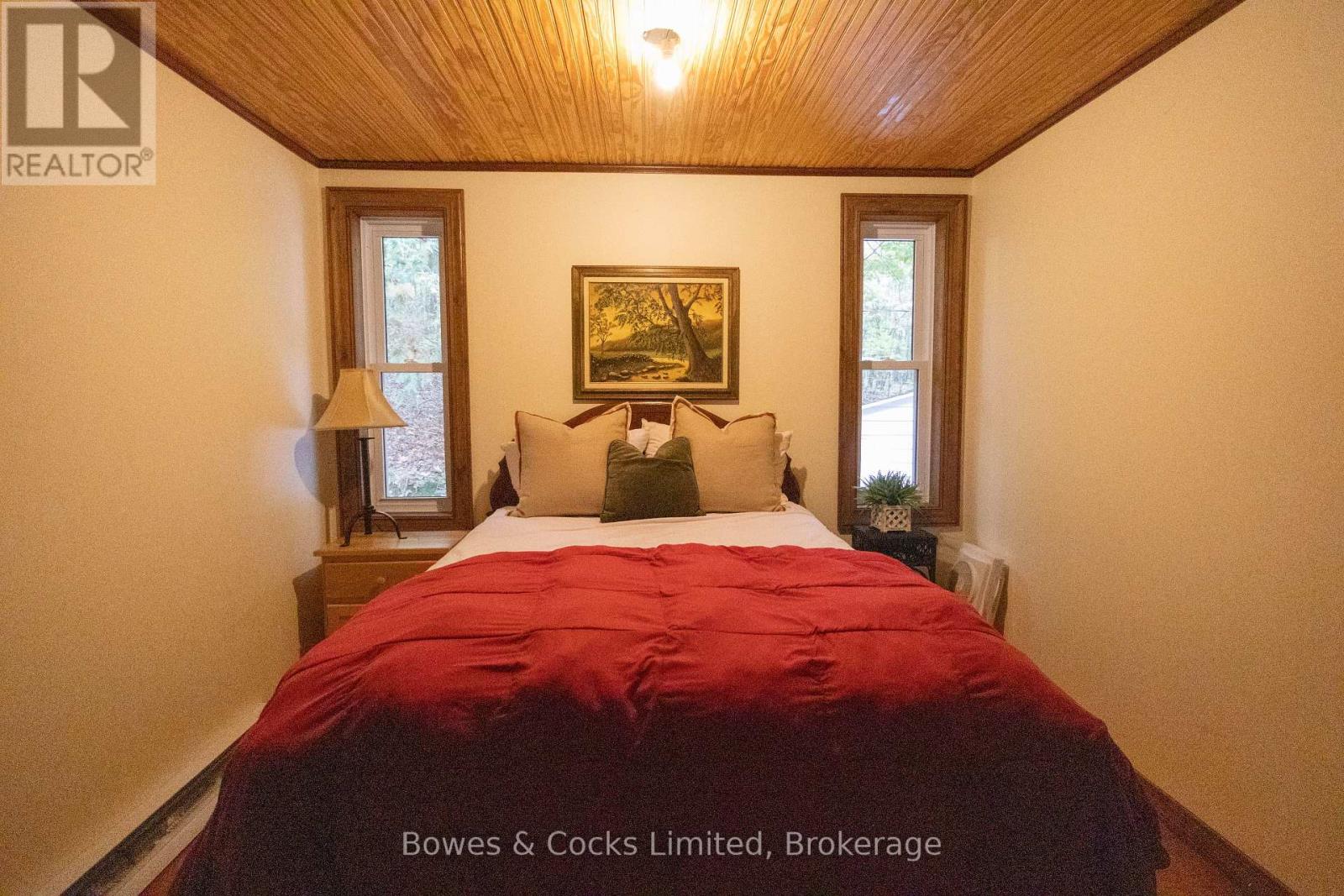 408 Couchs Road, North Kawartha, Ontario  K0L 1A0 - Photo 15 - X12442787