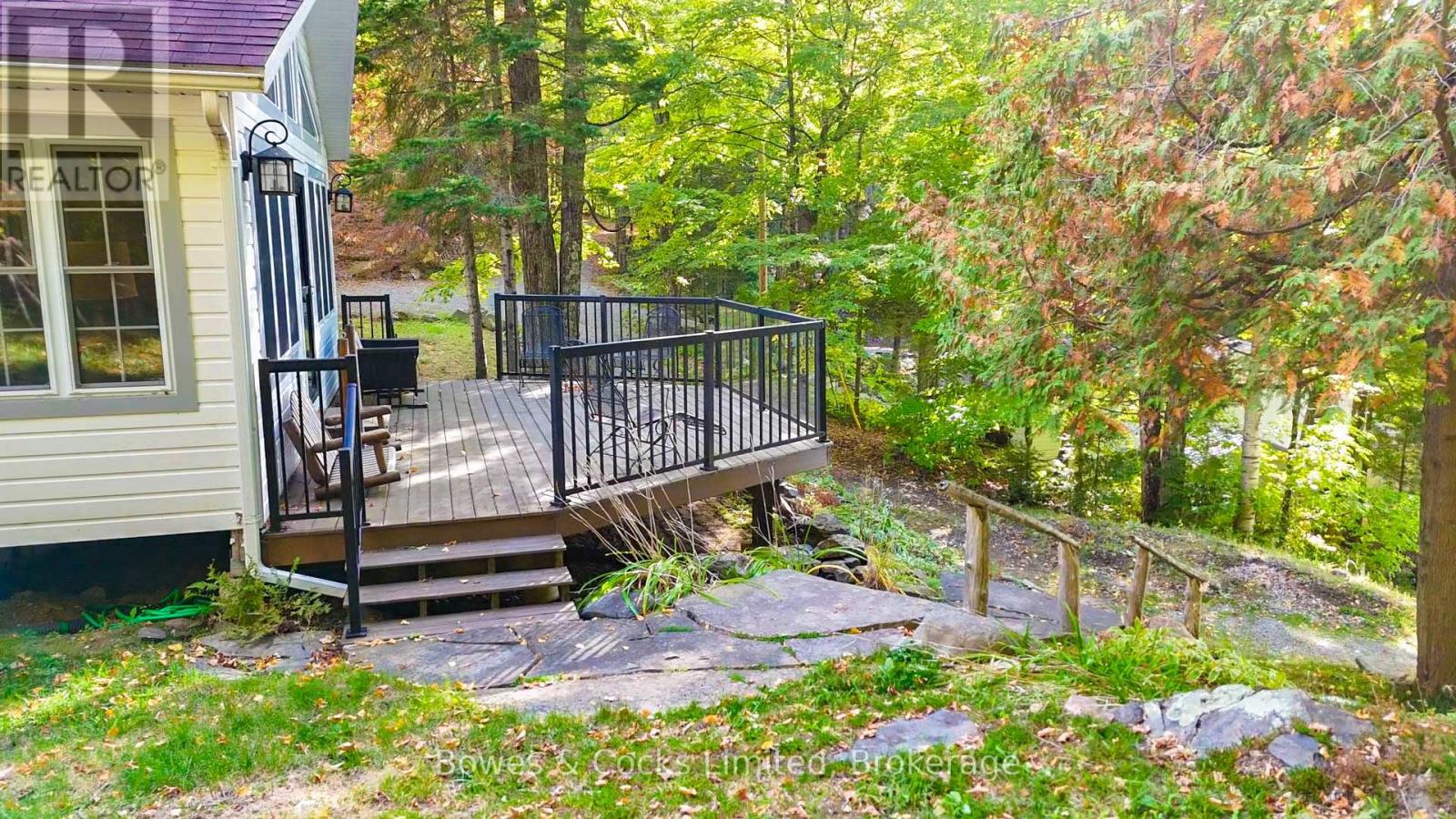 408 Couchs Road, North Kawartha, Ontario  K0L 1A0 - Photo 5 - X12442787