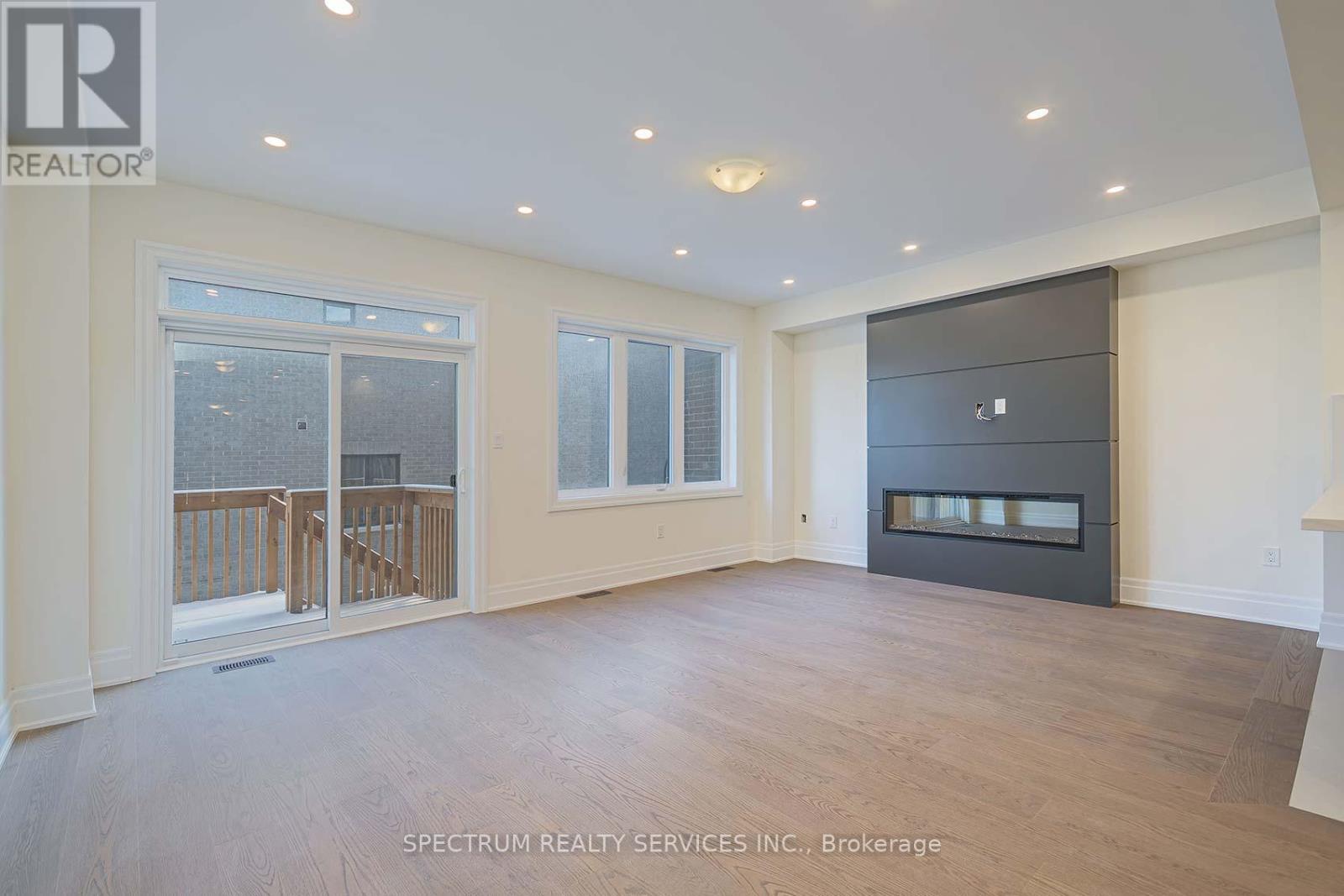 203 Grand Trunk Avenue, Vaughan, Ontario  L6A 5E5 - Photo 11 - N12596658