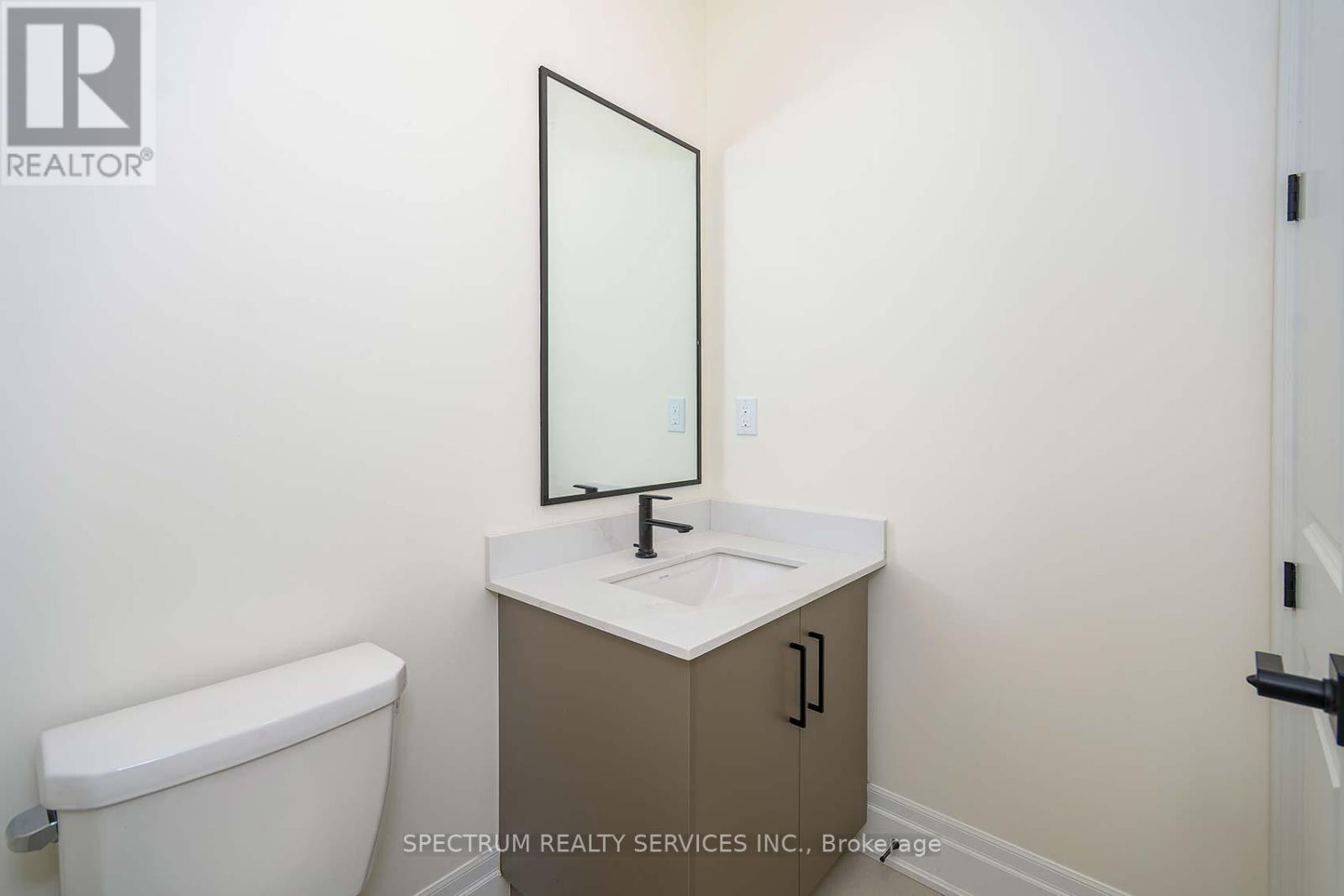 203 Grand Trunk Avenue, Vaughan, Ontario  L6A 5E5 - Photo 16 - N12596658