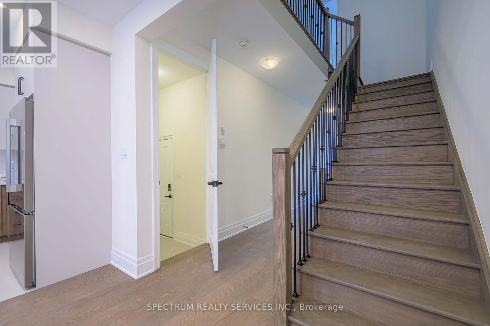 203 Grand Trunk Avenue, Vaughan, Ontario  L6A 5E5 - Photo 17 - N12596658