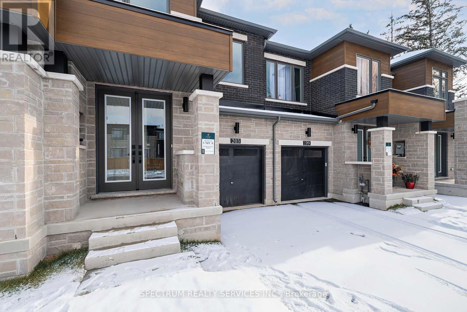 203 Grand Trunk Avenue, Vaughan, Ontario  L6A 5E5 - Photo 5 - N12596658