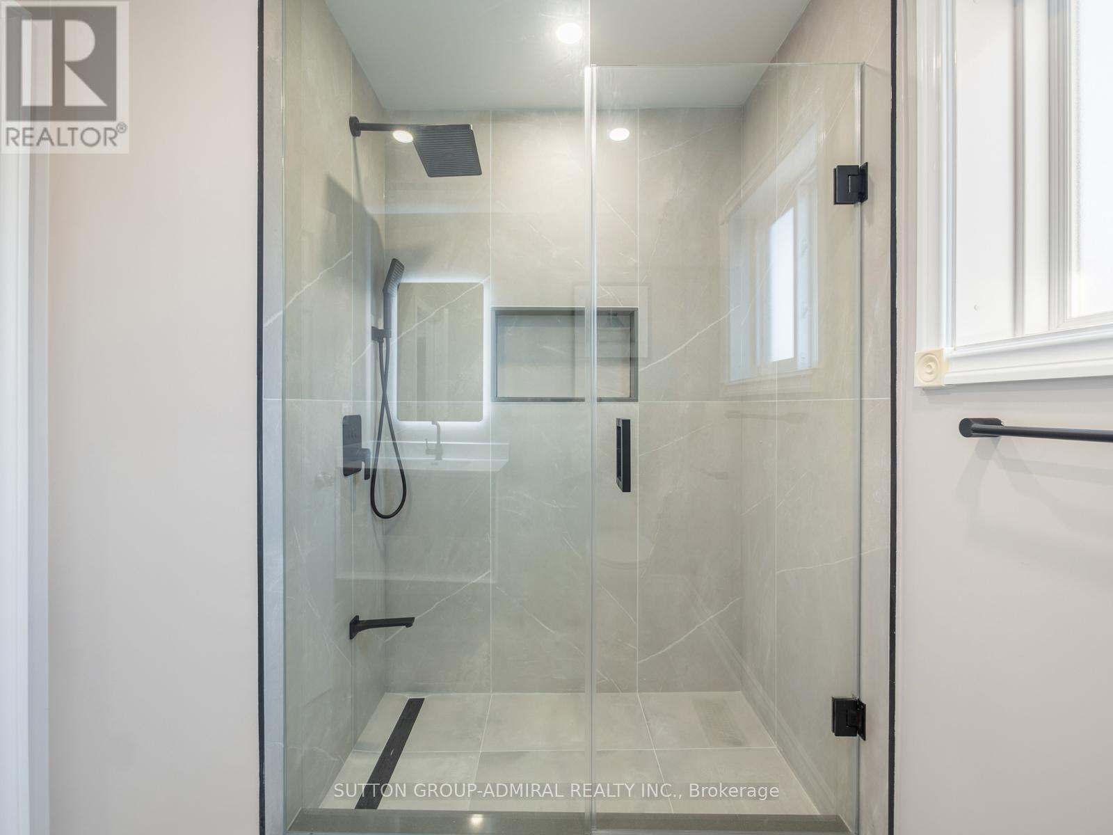 7 San Marko Place, Vaughan, Ontario L4L 7M6 - Photo 35 - N12596714