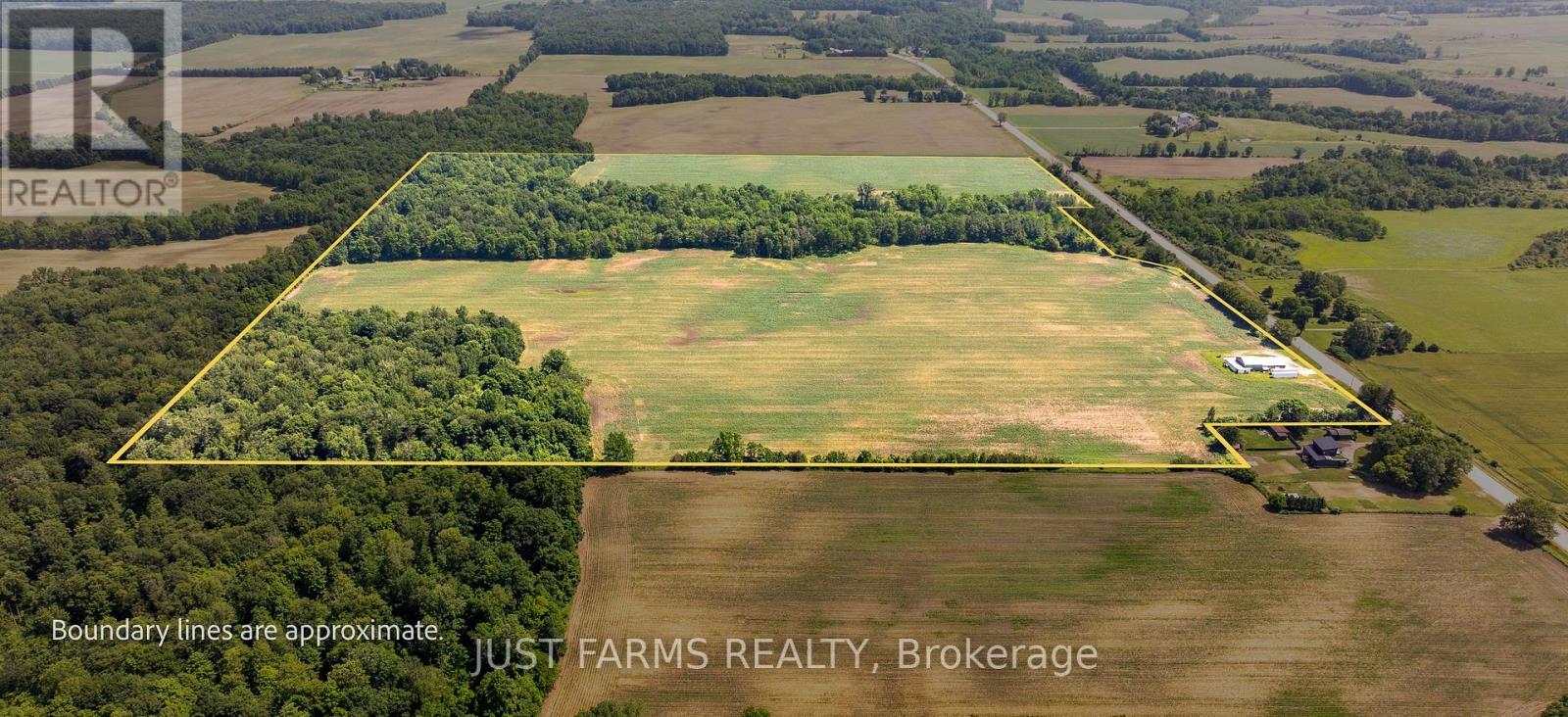 1052 Longwoods Road, Southwest Middlesex, Ontario  N0L 1Z0 - Photo 4 - X12241486